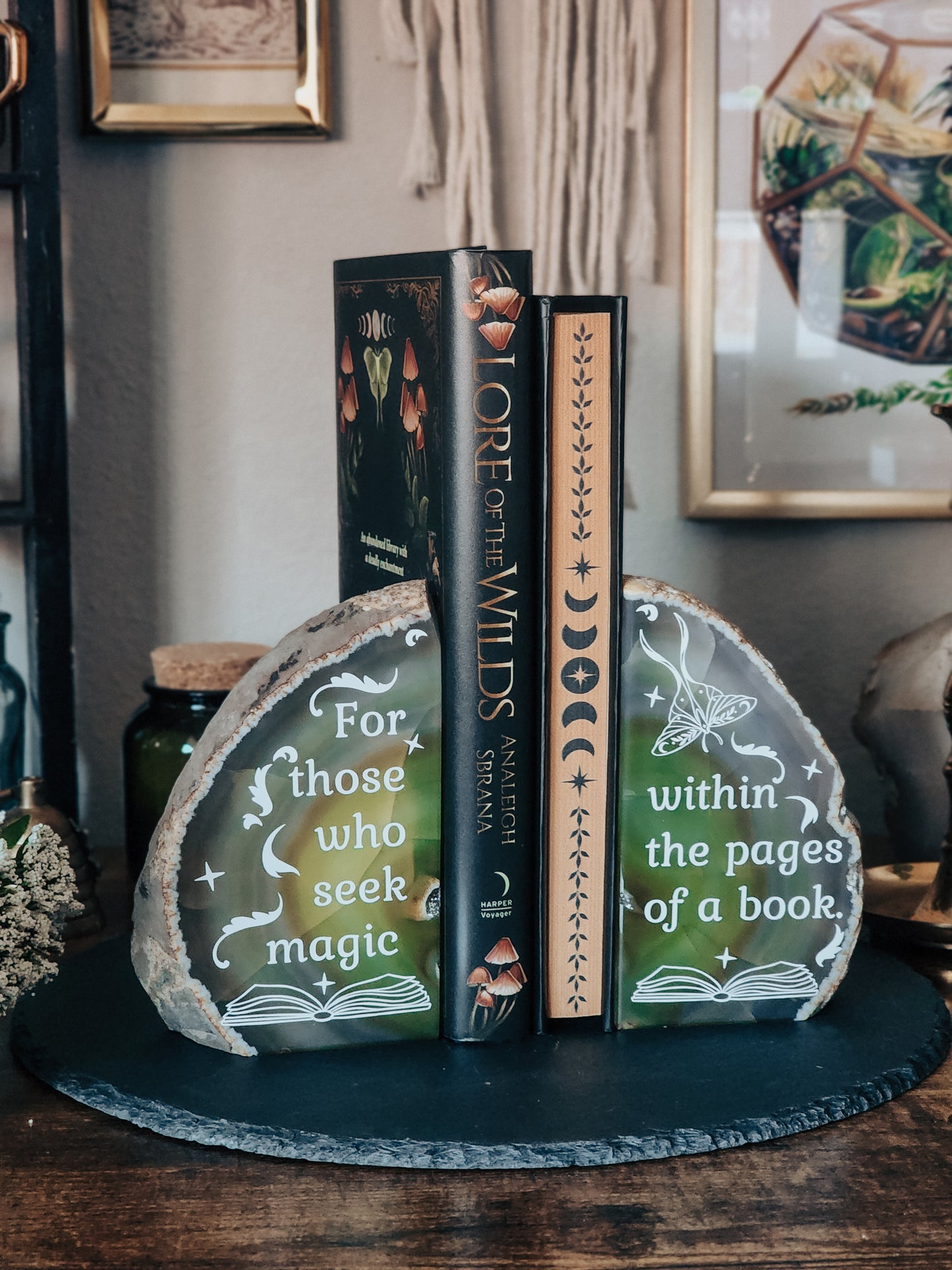 " For those who seek magic " | Lore of the wilds agate Bookends